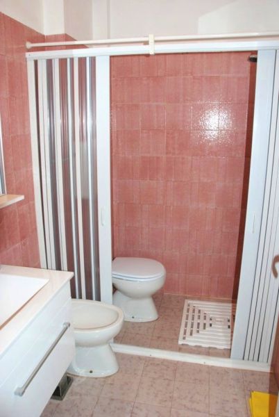 foto 4 Aluguer de frias entre particulares San Vincenzo appartement Toscana Livorno (provncia de) casa de banho