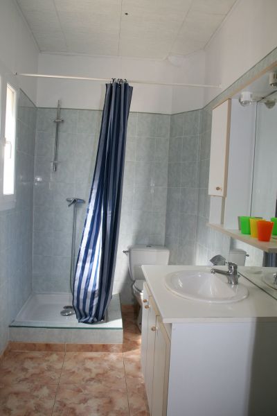 foto 10 Aluguer de frias entre particulares Port La Nouvelle villa Languedoc-Roussillon Aude casa de banho 1