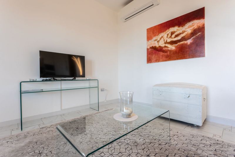 foto 21 Aluguer de frias entre particulares Ugento - Torre San Giovanni villa   Sala de estar