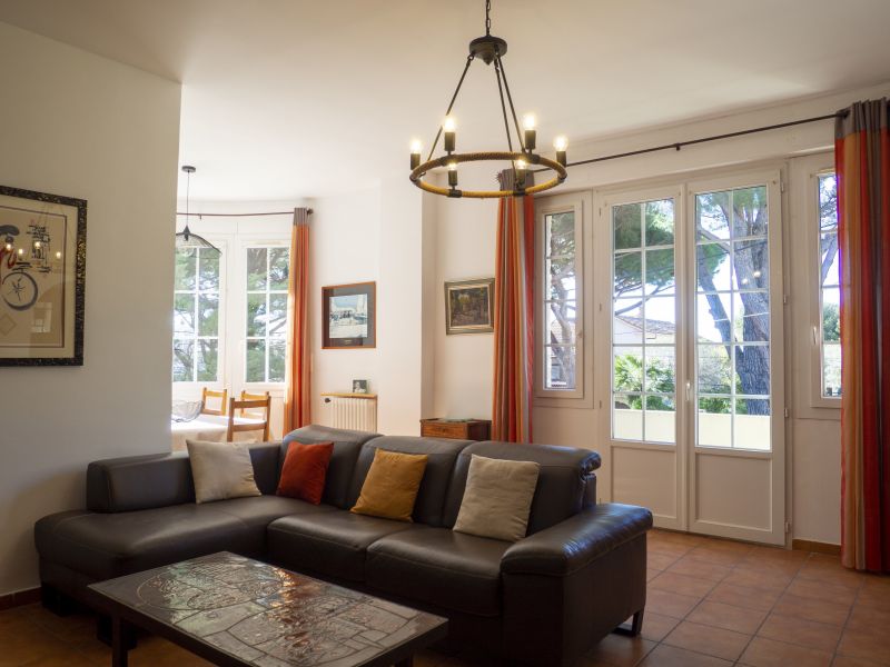 foto 2 Aluguer de frias entre particulares Saint Cyr sur Mer appartement Provena-Alpes-Costa Azul Var Sala de estar