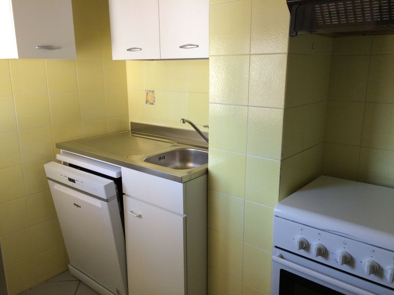 foto 8 Aluguer de frias entre particulares Milano Marittima appartement Emlia-Romanha Ravenna Canto cozinha