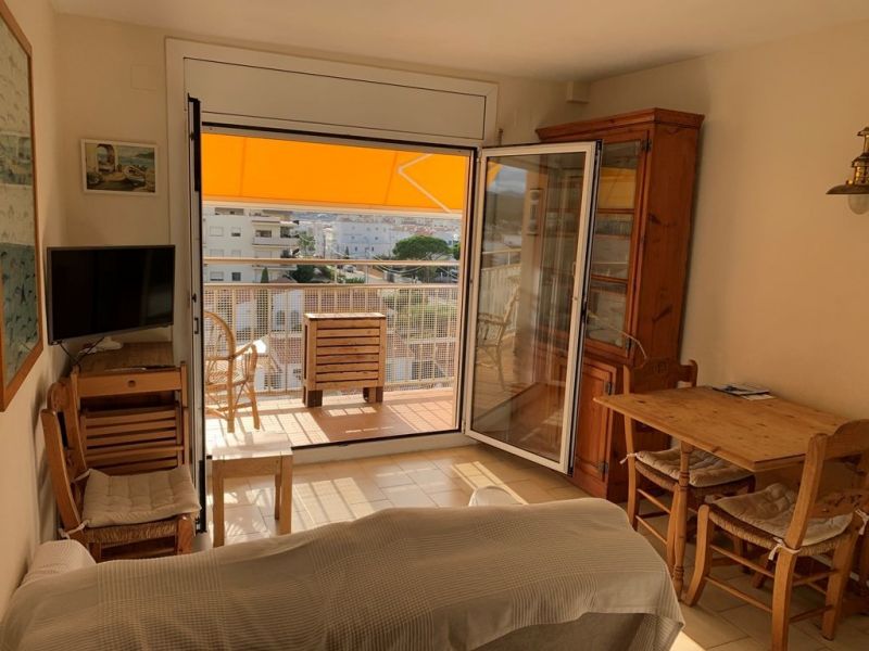 foto 10 Aluguer de férias entre particulares L'Escala appartement Catalunha Girona (província de) Sala de estar