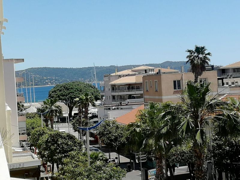 foto 1 Aluguer de frias entre particulares Cavalaire-sur-Mer studio Provena-Alpes-Costa Azul Var vista da varanda