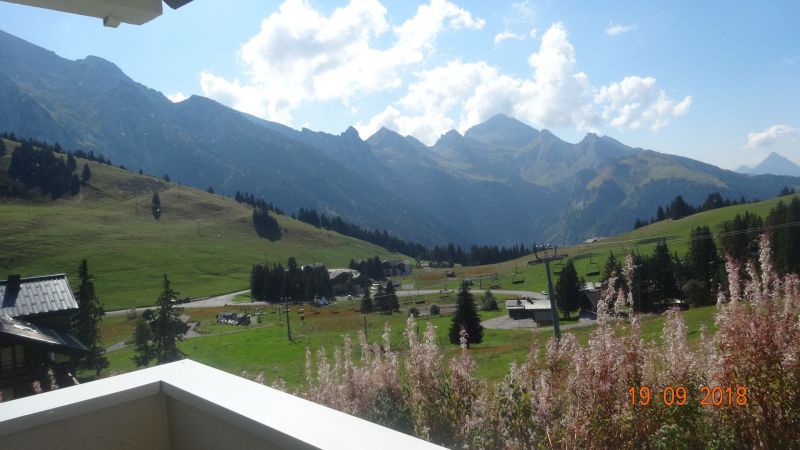 foto 11 Aluguer de férias entre particulares Manigod-Croix Fry/L'étale-Merdassier appartement Ródano-Alpes Alta Sabóia vista da varanda