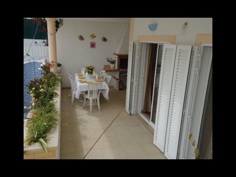 foto 2 Aluguer de férias entre particulares Armação de Pera villa Algarve  Terraço