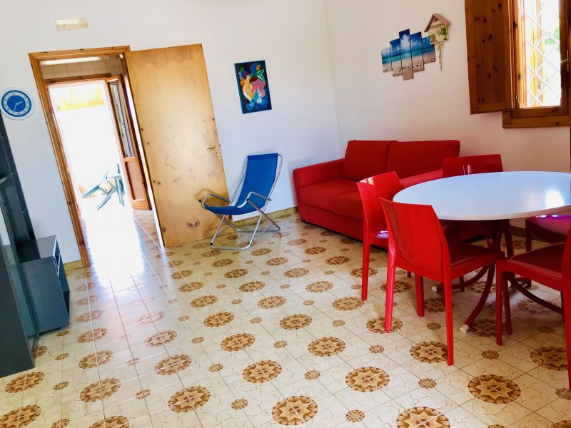 foto 4 Aluguer de frias entre particulares Torre dell'Orso villa Puglia Lecce (provncia de) Sala de estar