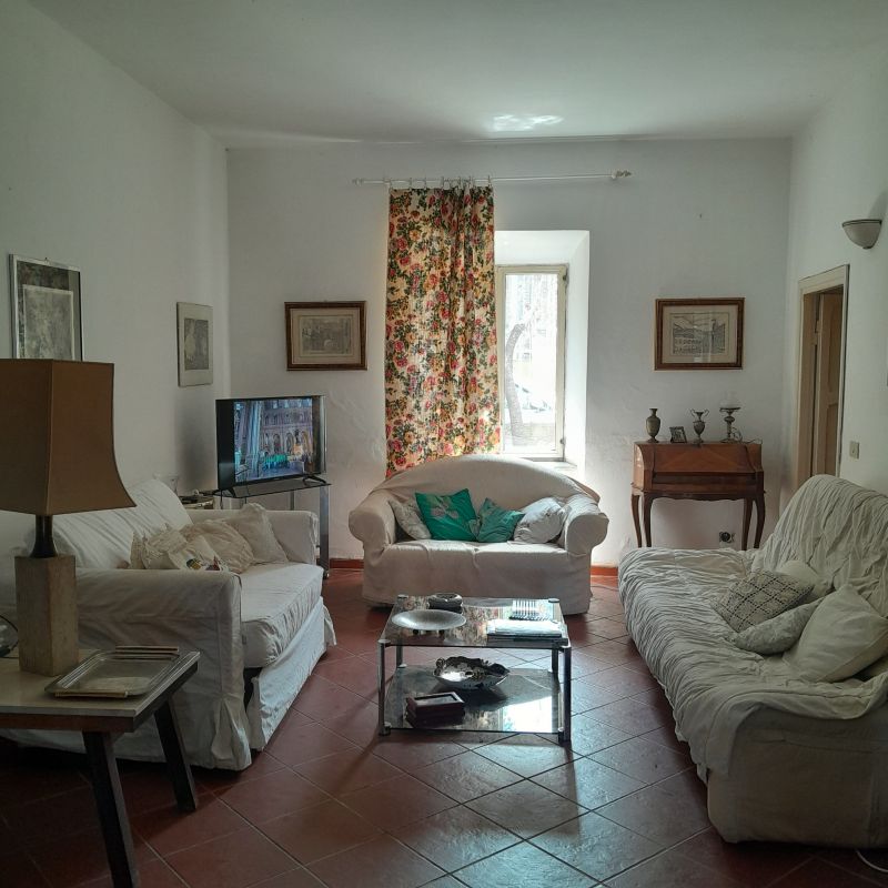 foto 3 Aluguer de frias entre particulares Tivoli appartement Lcio Roma Sala de estar