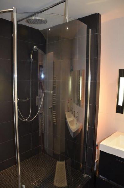 foto 4 Aluguer de frias entre particulares Bandol appartement Provena-Alpes-Costa Azul Var casa de banho