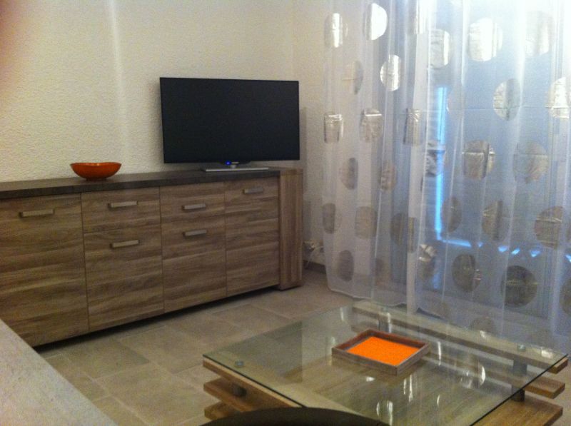 foto 3 Aluguer de frias entre particulares Sanary-sur-Mer appartement Provena-Alpes-Costa Azul Var Sala de estar