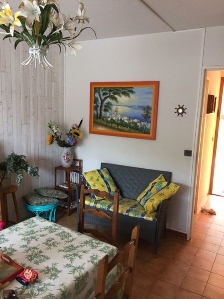 foto 4 Aluguer de frias entre particulares Bormes Les Mimosas appartement Provena-Alpes-Costa Azul Var Sala de estar