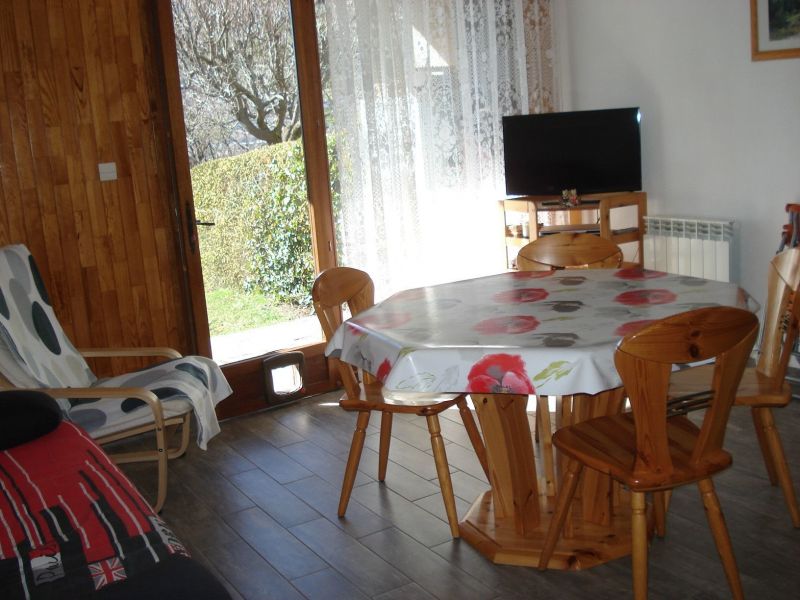foto 5 Aluguer de frias entre particulares Embrun appartement Provena-Alpes-Costa Azul Altos Alpes Sala de estar