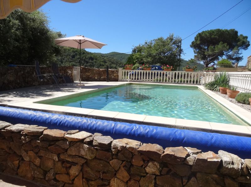 foto 6 Aluguer de férias entre particulares Uzès appartement Languedoc-Roussillon  Piscina