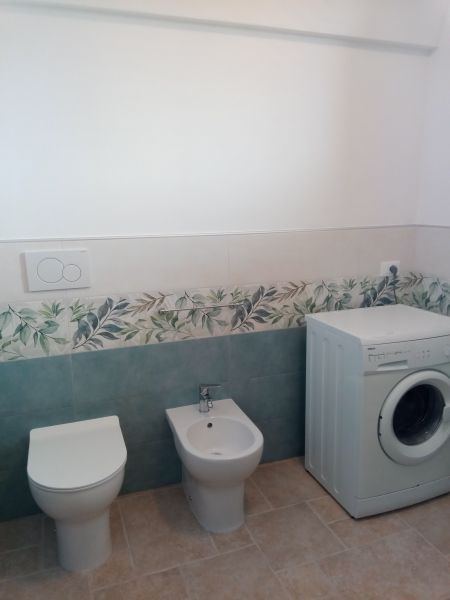 foto 15 Aluguer de frias entre particulares Pescoluse villa Puglia Lecce (provncia de) casa de banho 1