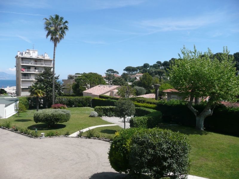 foto 0 Aluguer de férias entre particulares Antibes appartement Provença-Alpes-Costa Azul Alpes Maritimos Vista do terraço