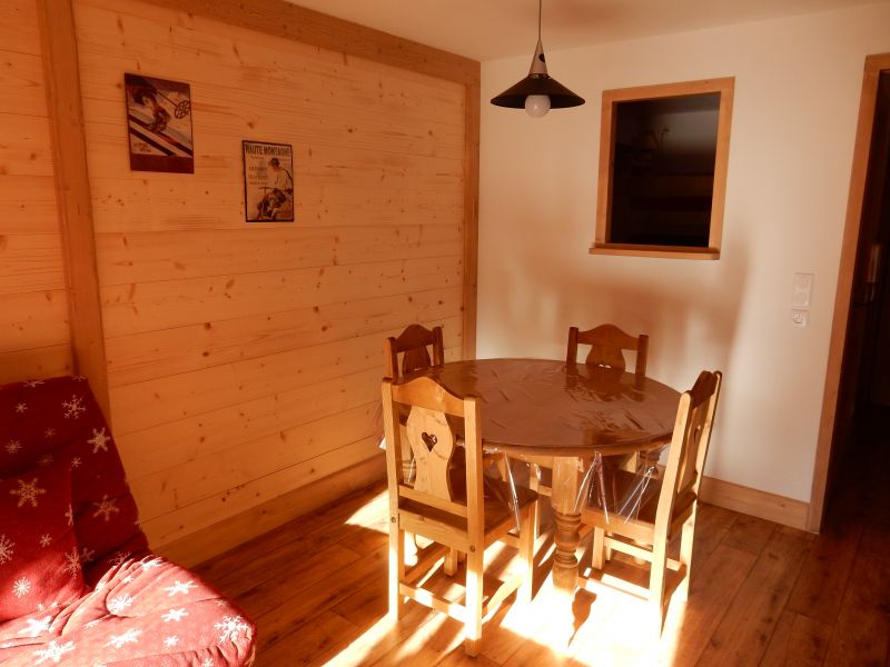foto 2 Aluguer de frias entre particulares Areches Beaufort appartement Rdano-Alpes Sabia Sala de estar