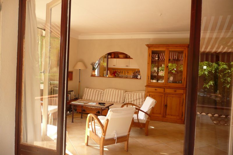 foto 7 Aluguer de frias entre particulares Saint Raphael villa Provena-Alpes-Costa Azul Var Sala de estar