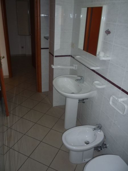 foto 10 Aluguer de frias entre particulares Villasimius appartement Sardenha Cagliari (provncia de) casa de banho