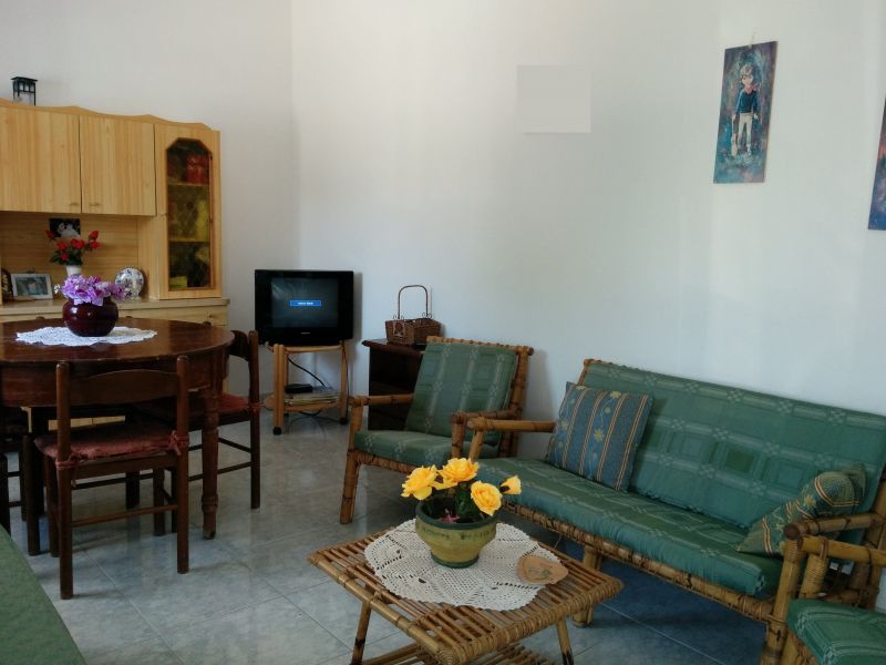 foto 2 Aluguer de frias entre particulares San Foca appartement Puglia Lecce (provncia de) Sala de estar