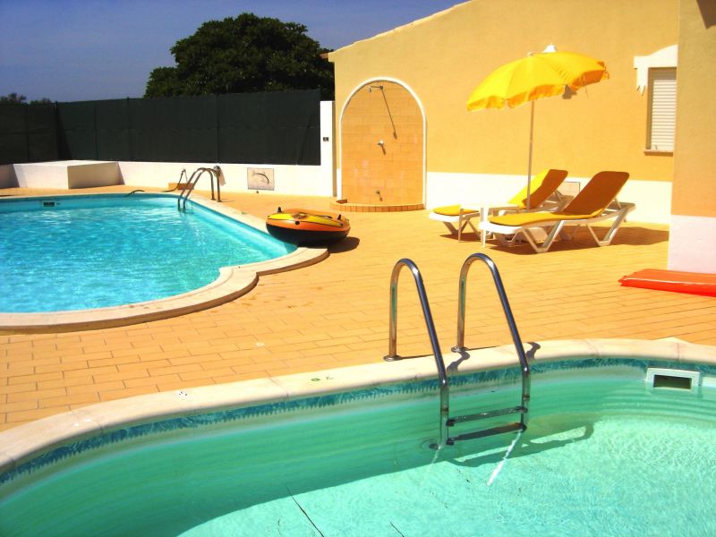 foto 0 Aluguer de frias entre particulares Armao de Pera villa Algarve  Piscina