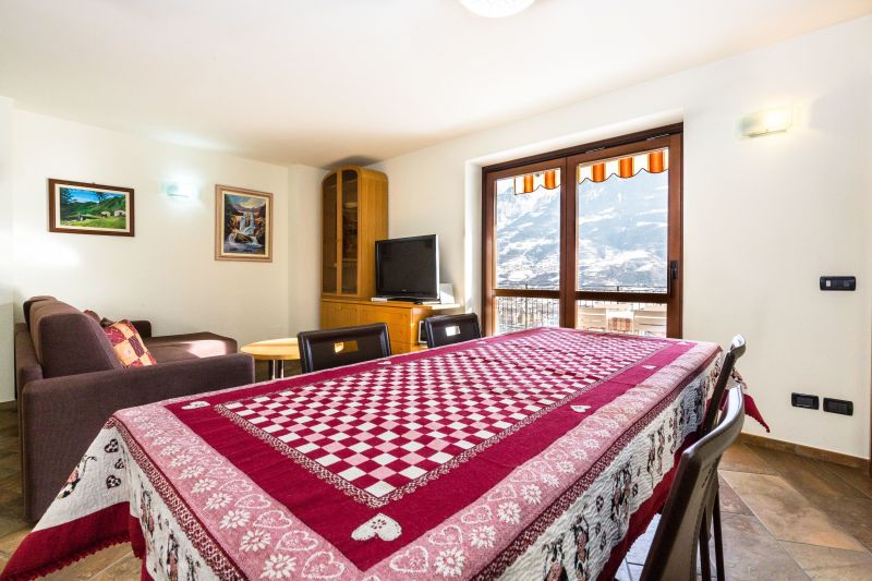 foto 7 Aluguer de frias entre particulares Aosta appartement Vale de Aosta Aosta Sala de estar