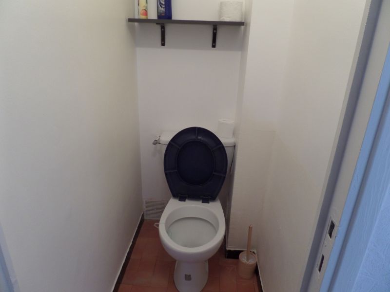 foto 5 Aluguer de férias entre particulares Narbonne praia appartement Languedoc-Roussillon Aude WC separado