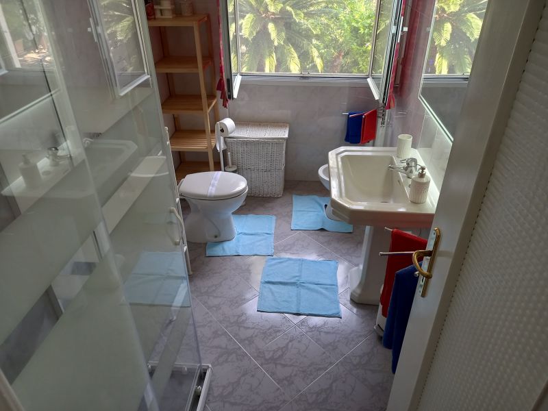 foto 0 Aluguer de férias entre particulares Sanremo appartement Ligúria Impéria casa de banho