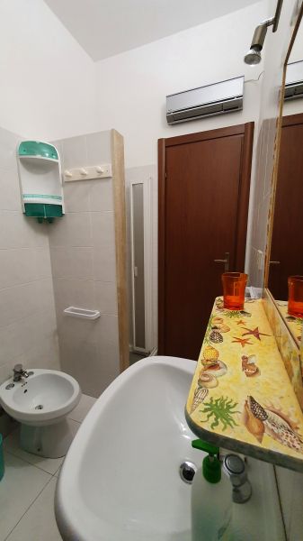 foto 11 Aluguer de frias entre particulares Villasimius villa Sardenha Cagliari (provncia de) casa de banho 2