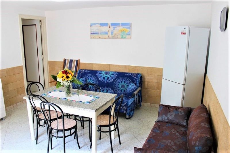 foto 2 Aluguer de frias entre particulares Pescoluse appartement Puglia Lecce (provncia de) Sala de estar