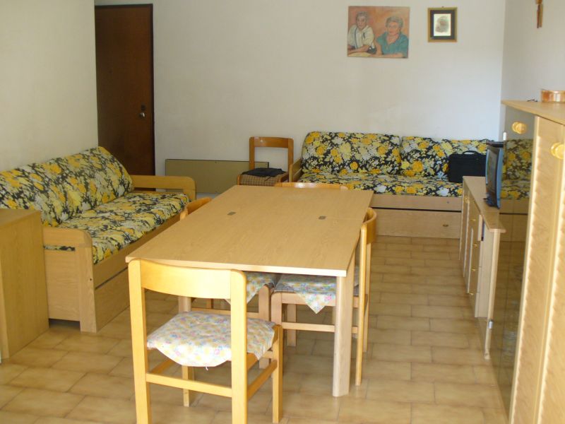 foto 0 Aluguer de frias entre particulares Marina di Massa appartement Toscana  Sala de estar