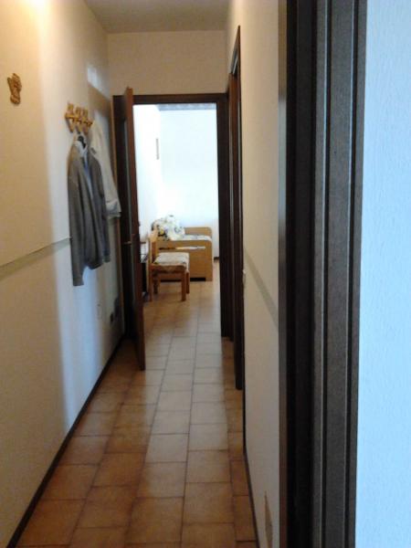 foto 4 Aluguer de férias entre particulares Marina di Massa appartement Toscana  Corredor