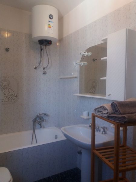 foto 5 Aluguer de frias entre particulares Santa Maria di Leuca appartement Puglia Lecce (provncia de) casa de banho