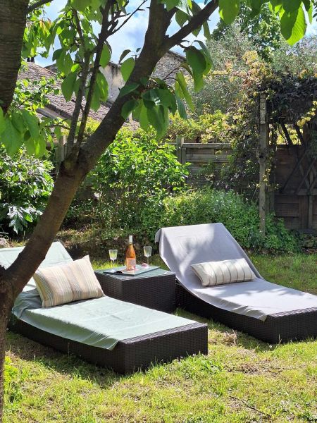 foto 2 Aluguer de férias entre particulares Lauzerte gite Midi-Pyrénées Tarn et Garonne Jardim