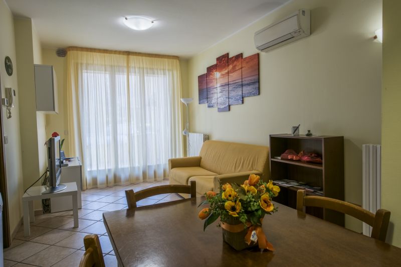 foto 6 Aluguer de frias entre particulares Marotta appartement Marche Pesaro e Urbino (provncia de) Sala de estar