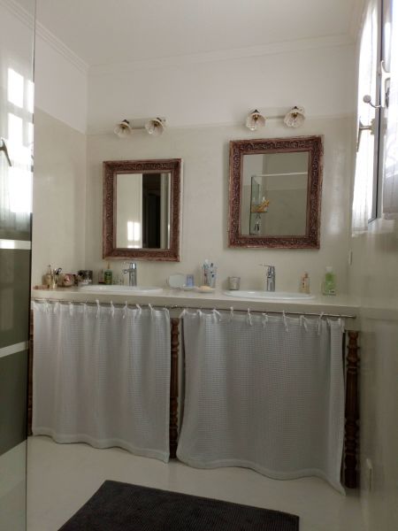 foto 11 Aluguer de frias entre particulares Saint Raphael villa Provena-Alpes-Costa Azul Var casa de banho 1