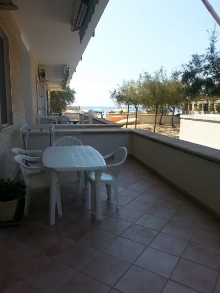 foto 1 Aluguer de frias entre particulares Porto Cesareo appartement Puglia Lecce (provncia de) Vista desde do alojamento