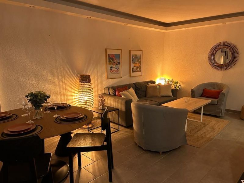 foto 9 Aluguer de frias entre particulares Cassis appartement Provena-Alpes-Costa Azul Bocas do Rdano Sala de estar
