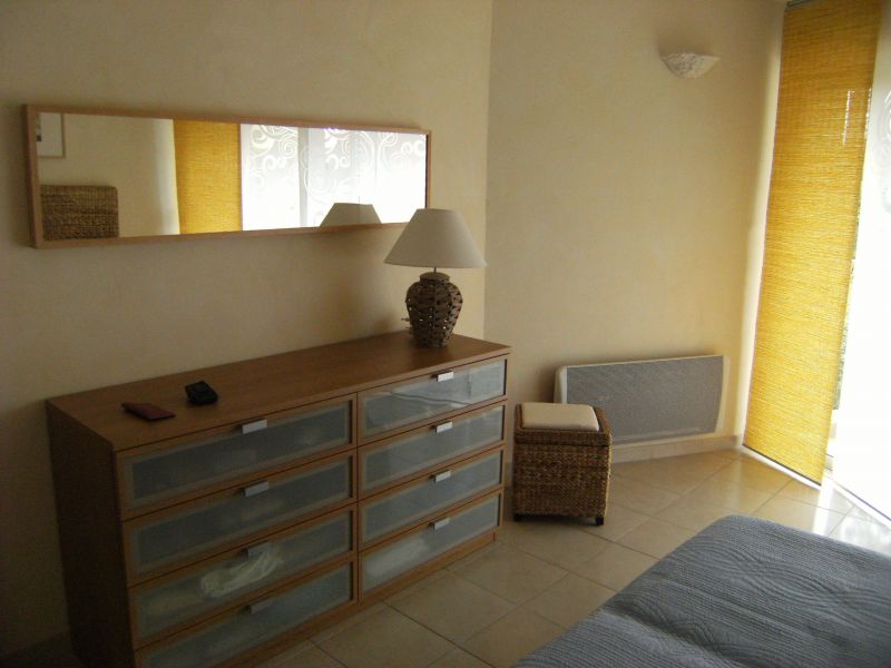 foto 4 Aluguer de frias entre particulares Saint Aygulf appartement Provena-Alpes-Costa Azul Var quarto