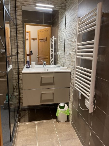 foto 10 Aluguer de frias entre particulares Vars appartement Provena-Alpes-Costa Azul Altos Alpes casa de banho
