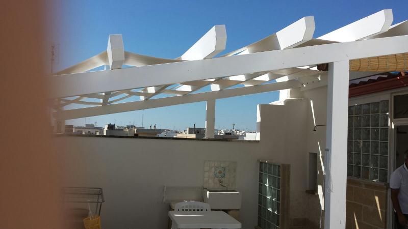 foto 9 Aluguer de férias entre particulares Pescoluse appartement Puglia Lecce (província de) Terraço