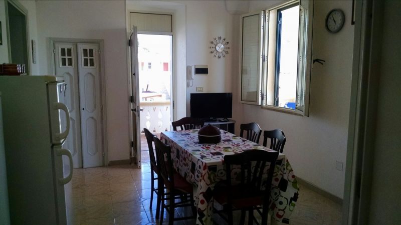 foto 9 Aluguer de frias entre particulares Torre Vado appartement Puglia Lecce (provncia de) Sala de jantar