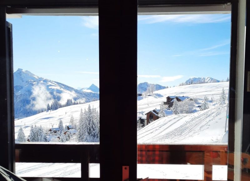 foto 1 Aluguer de férias entre particulares Manigod-Croix Fry/L'étale-Merdassier appartement Ródano-Alpes Alta Sabóia vista da varanda