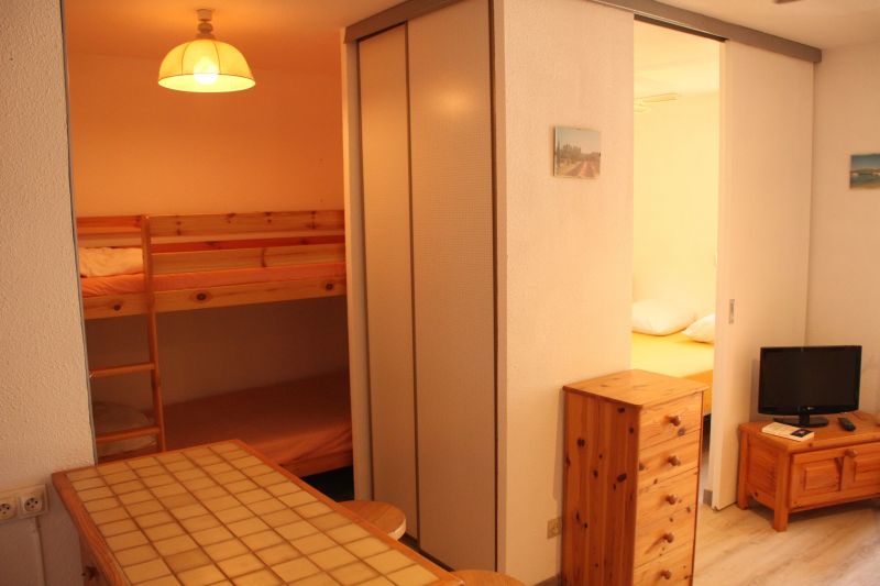 foto 4 Aluguer de frias entre particulares La Londe-les-Maures appartement Provena-Alpes-Costa Azul Var Sala de estar