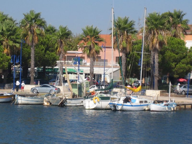 foto 10 Aluguer de férias entre particulares Les Salins d'Hyères appartement Provença-Alpes-Costa Azul Var Vista exterior do alojamento