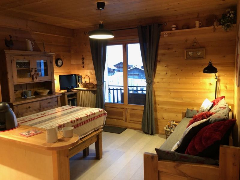 foto 2 Aluguer de férias entre particulares Le Grand Bornand appartement Ródano-Alpes Alta Sabóia Sala de estar