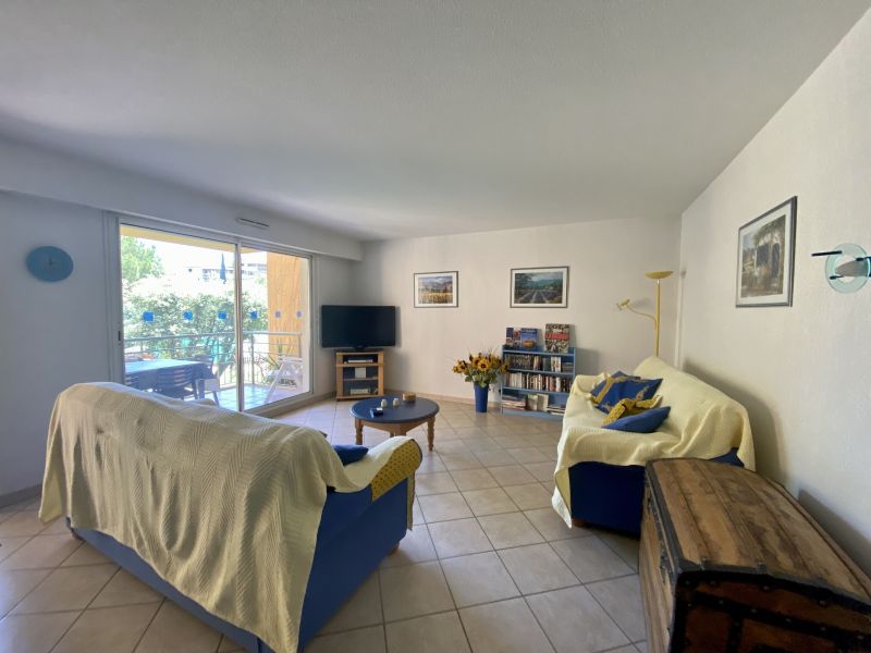 foto 1 Aluguer de férias entre particulares Fréjus appartement Provença-Alpes-Costa Azul Var Sala